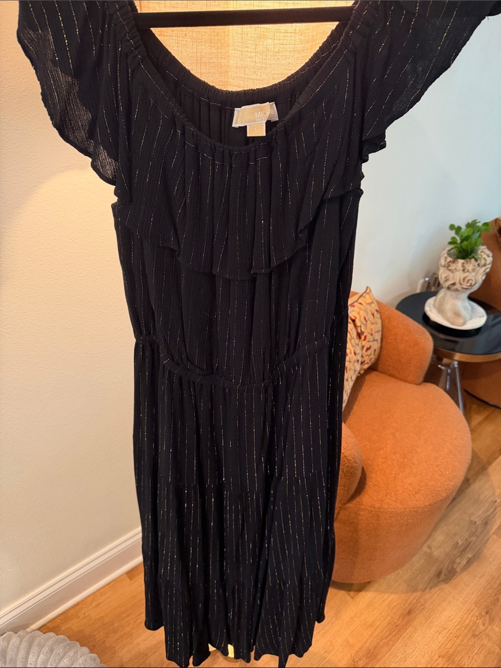 Micheal Michael Kors Black w gold Metallic Stripe Ruffle Midi Dress. Large.